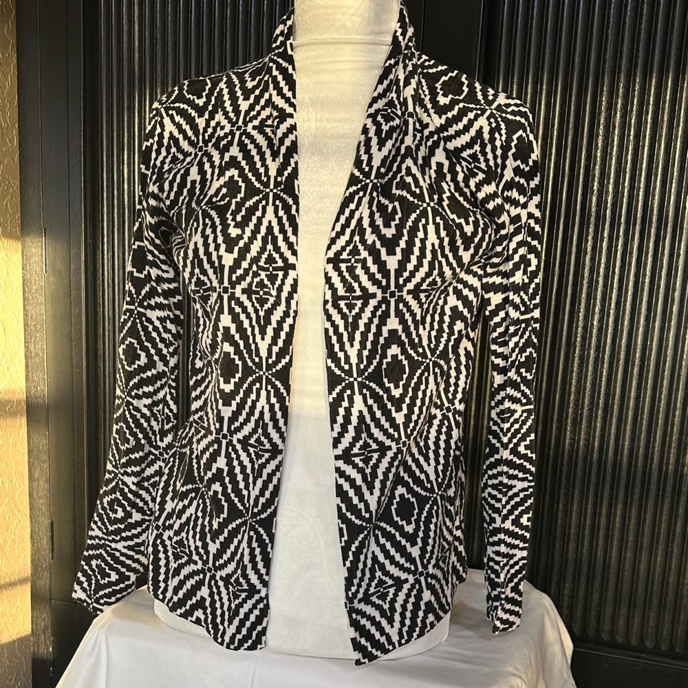 Red Women's Black and White Patterned Cardigan
